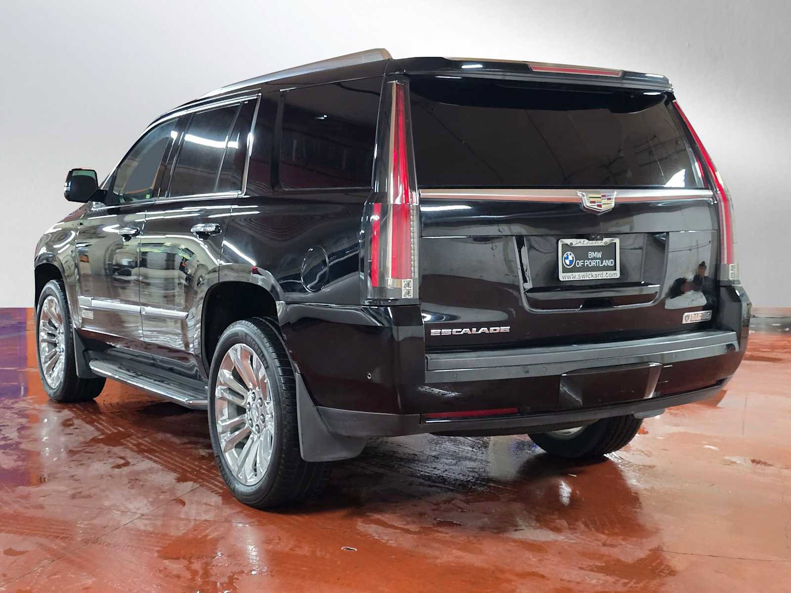 Used 2020 Cadillac Escalade Premium Luxury image 5