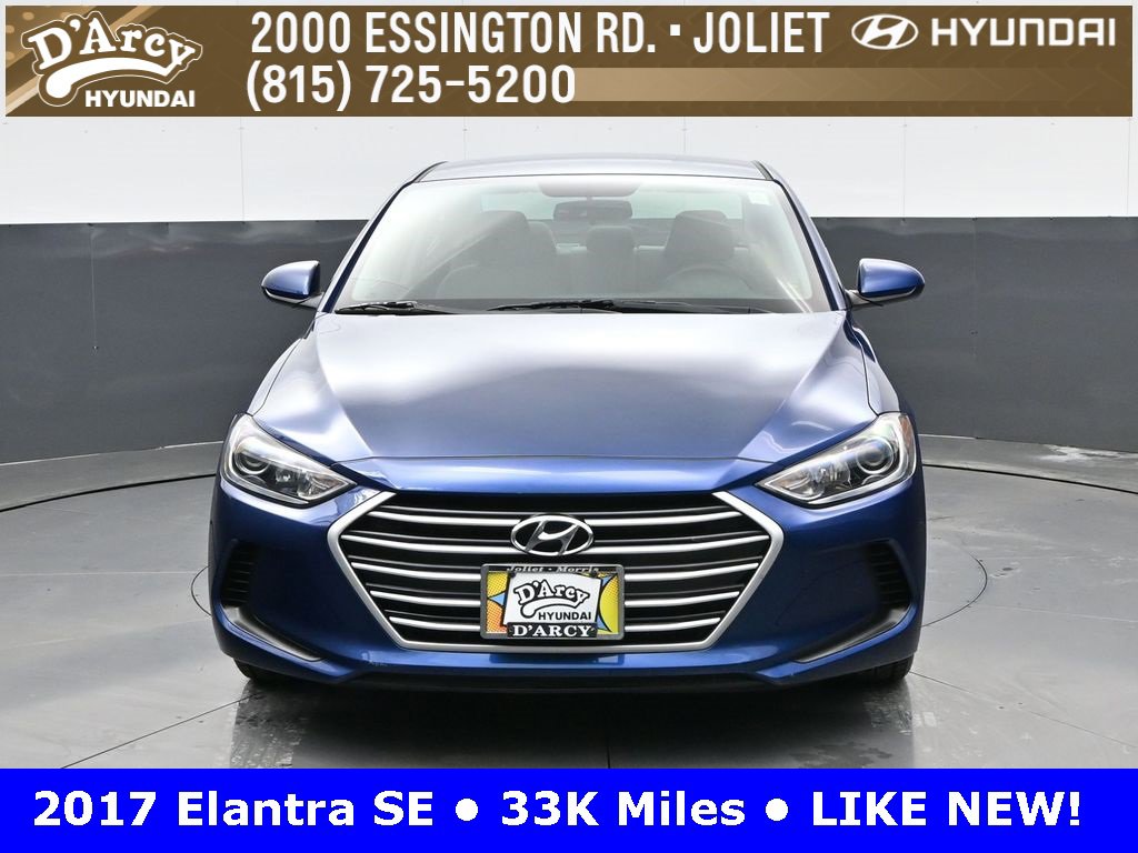 Used 2017 Hyundai Elantra SE image 2