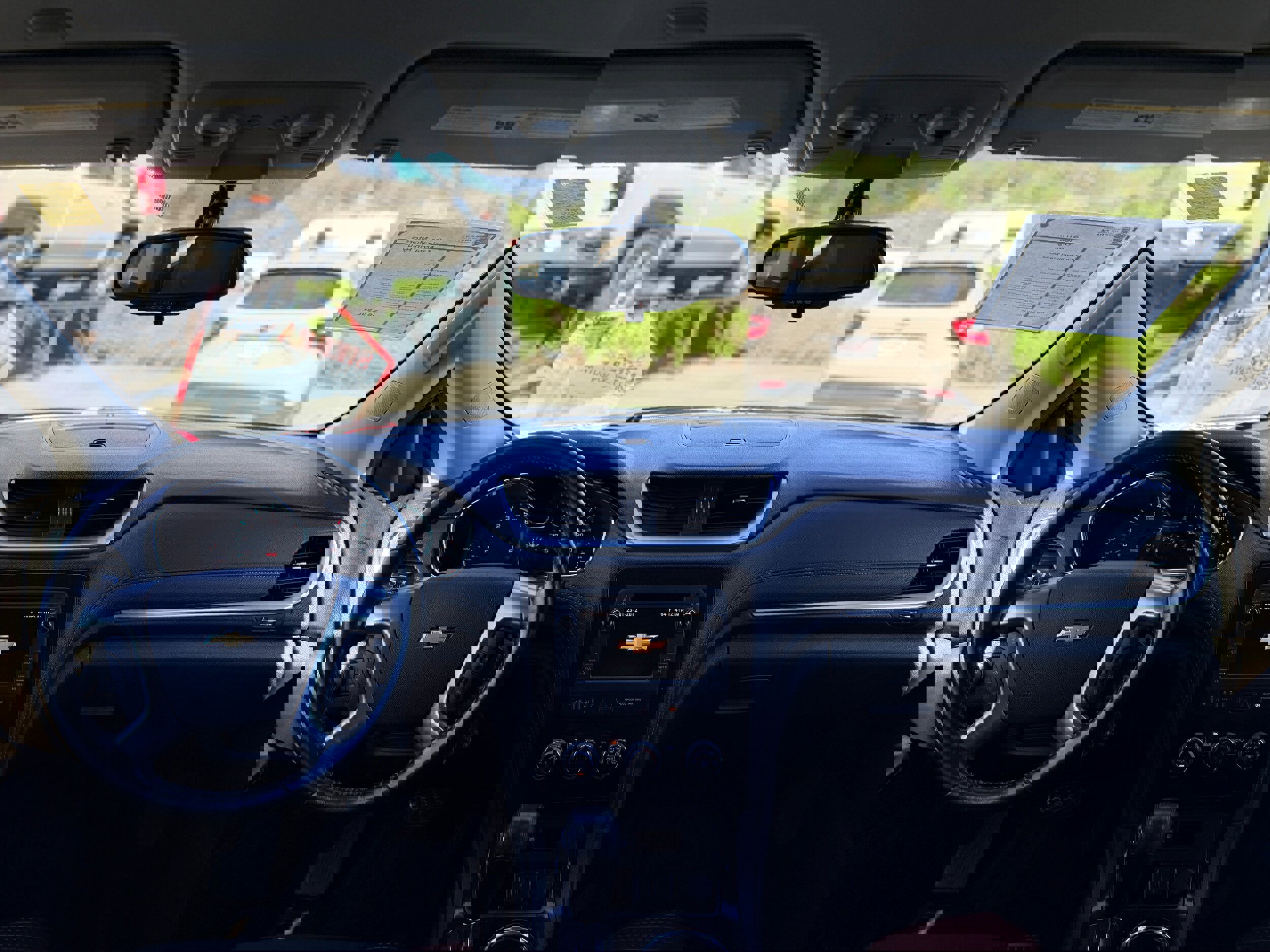 Used 2017 Chevrolet Traverse LT image 19