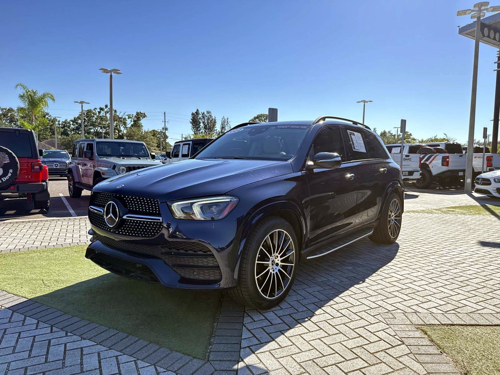 Certified 2022 Mercedes-Benz GLE 350 4MATIC image 2