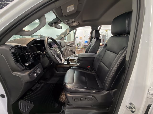 Used 2023 GMC Sierra 1500 Elevation AWD/4WD image 12