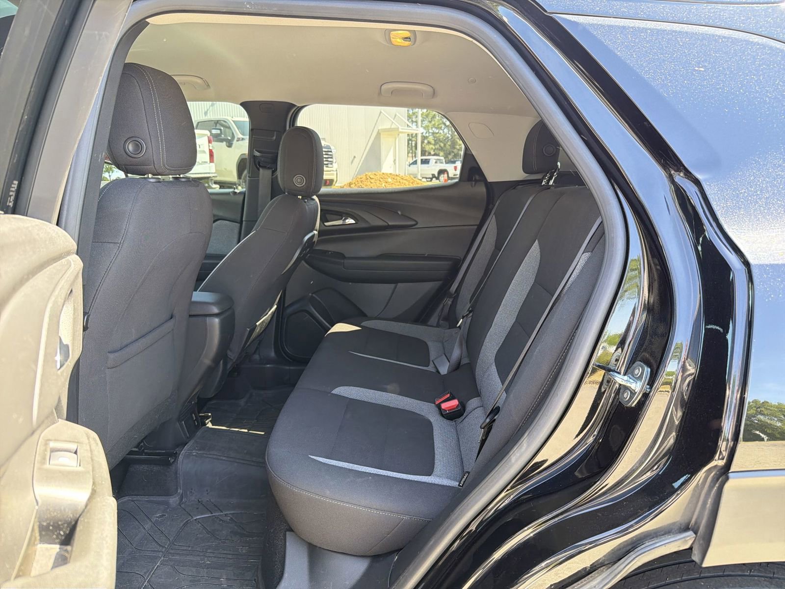 Used 2023 Chevrolet TrailBlazer LT w/ Convenience Package AWD/4WD image 29