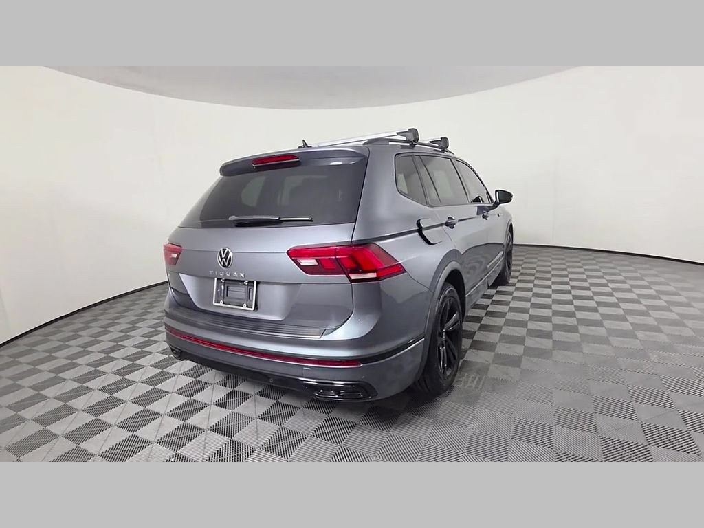 Used 2023 Volkswagen Tiguan SE R-Line FWD image 38
