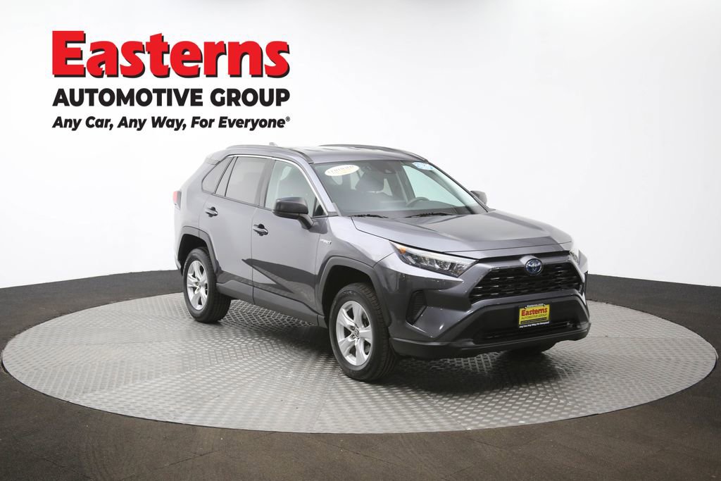 Used 2021 Toyota RAV4 LE image 49