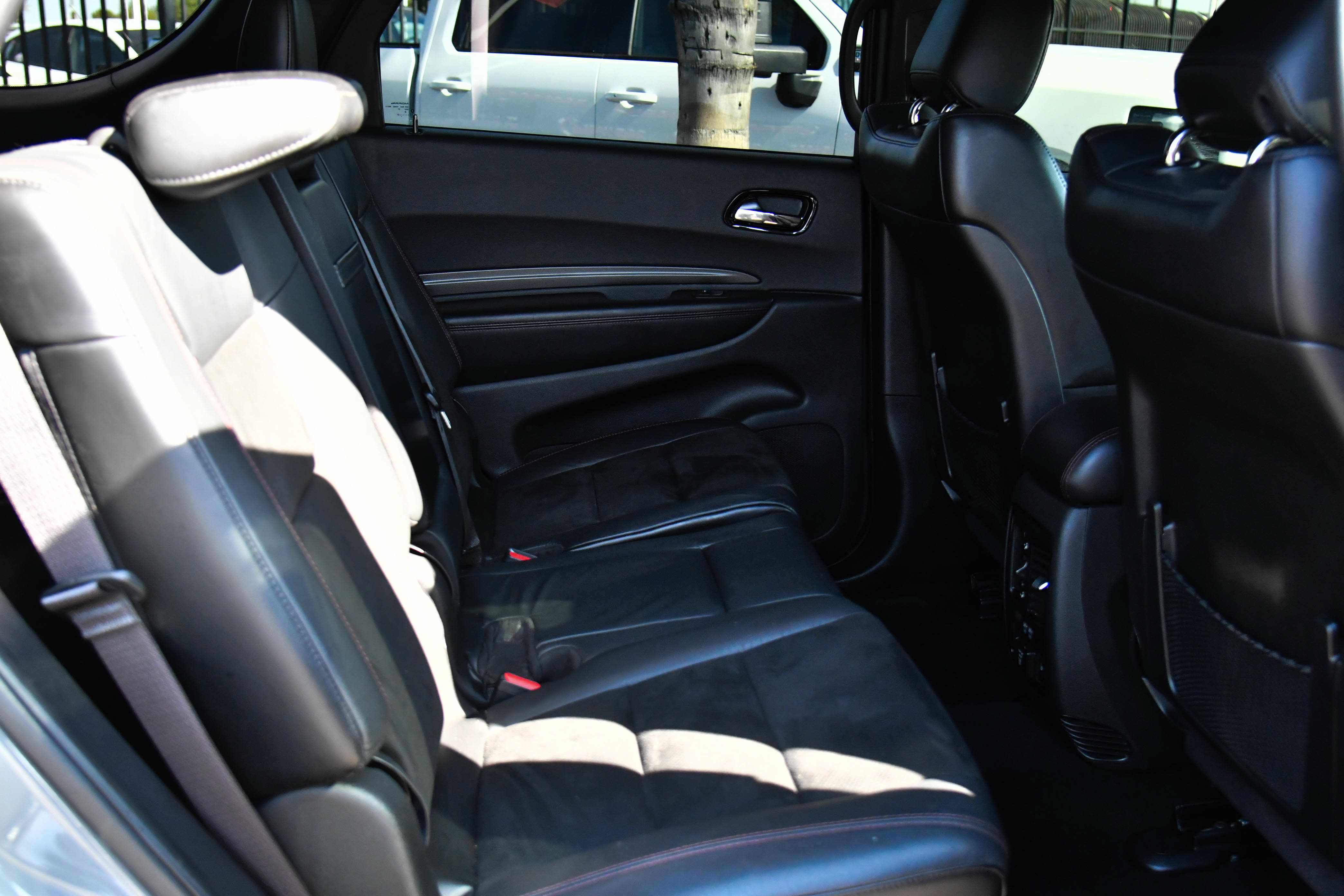 Used 2021 Dodge Durango R/T w/ Technology Group RWD image 47