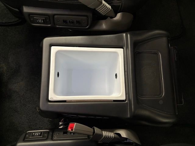 New 2025 GMC Savana 2500 Extended w/ Driver Convenience Package image 34