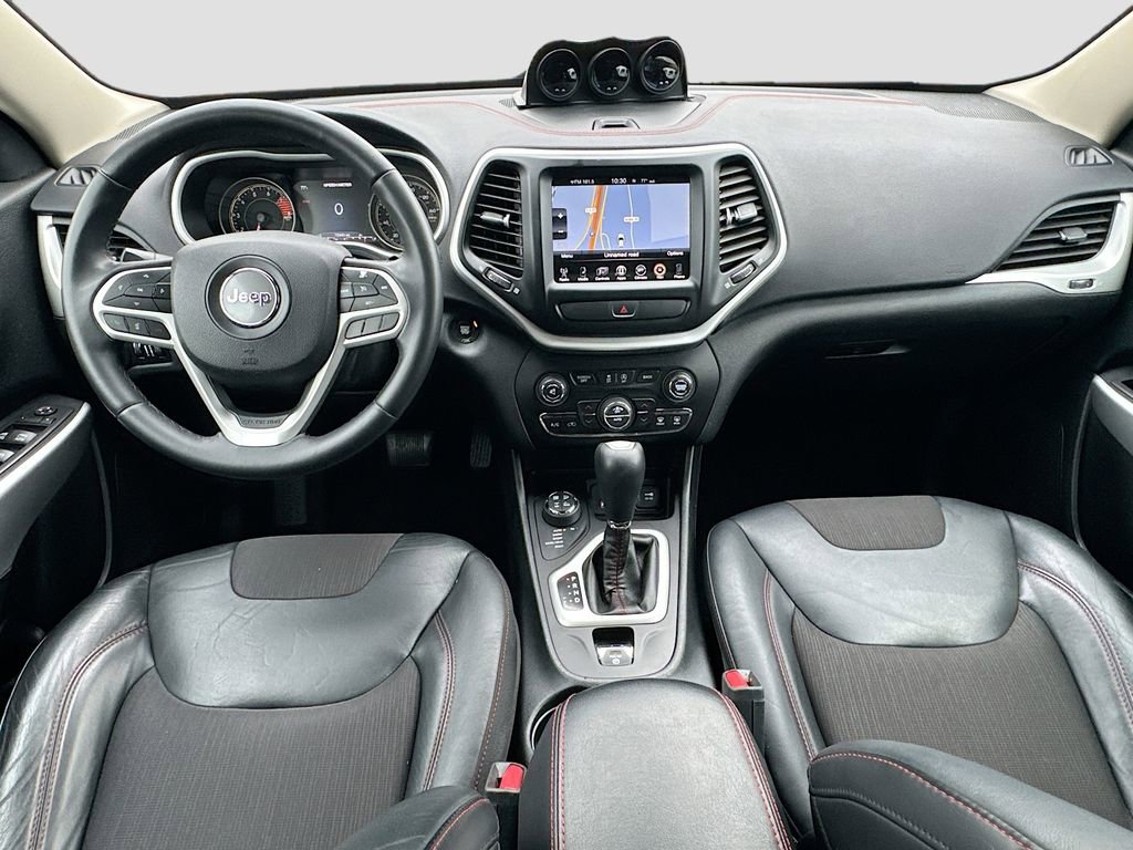 Used 2017 Jeep Cherokee Trailhawk w/ Comfort/Convenience Group image 27