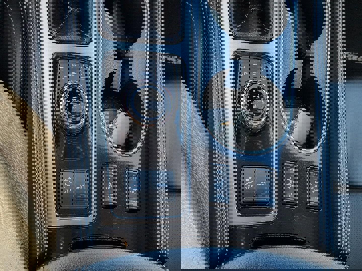 Used 2023 Nissan Maxima SL image 33