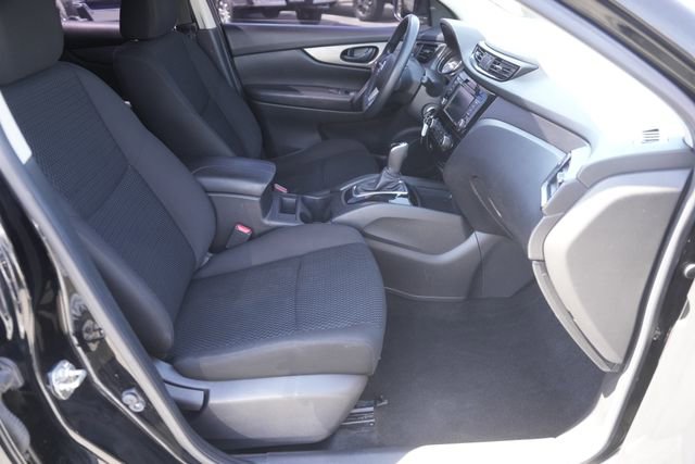 Used 2019 Nissan Rogue Sport S w/ Appearance Package image 18