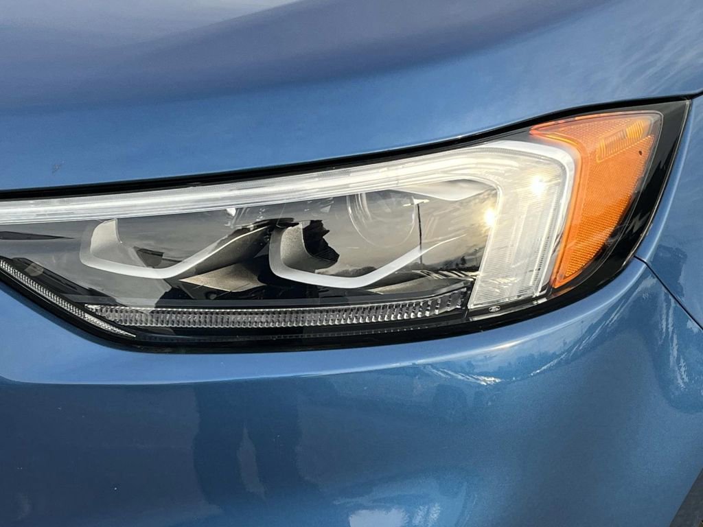 Used 2020 Ford Edge ST w/ Equipment Group 401A image 9