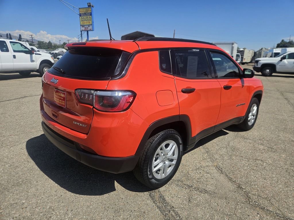 Used 2018 Jeep Compass Sport image 3