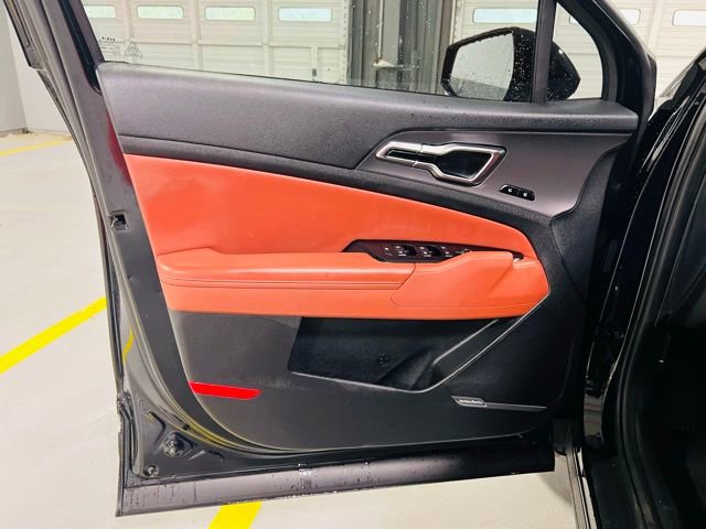 Used 2023 Kia Sportage SX image 24