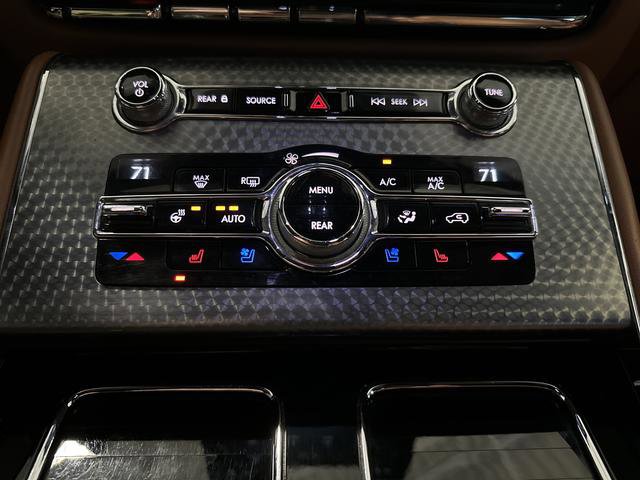 Used 2020 Lincoln Aviator Black Label w/ Dynamic Handling Package image 22