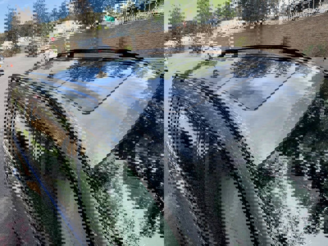 Used 2024 BMW X7 xDrive40i w/ M Sport Package image 9