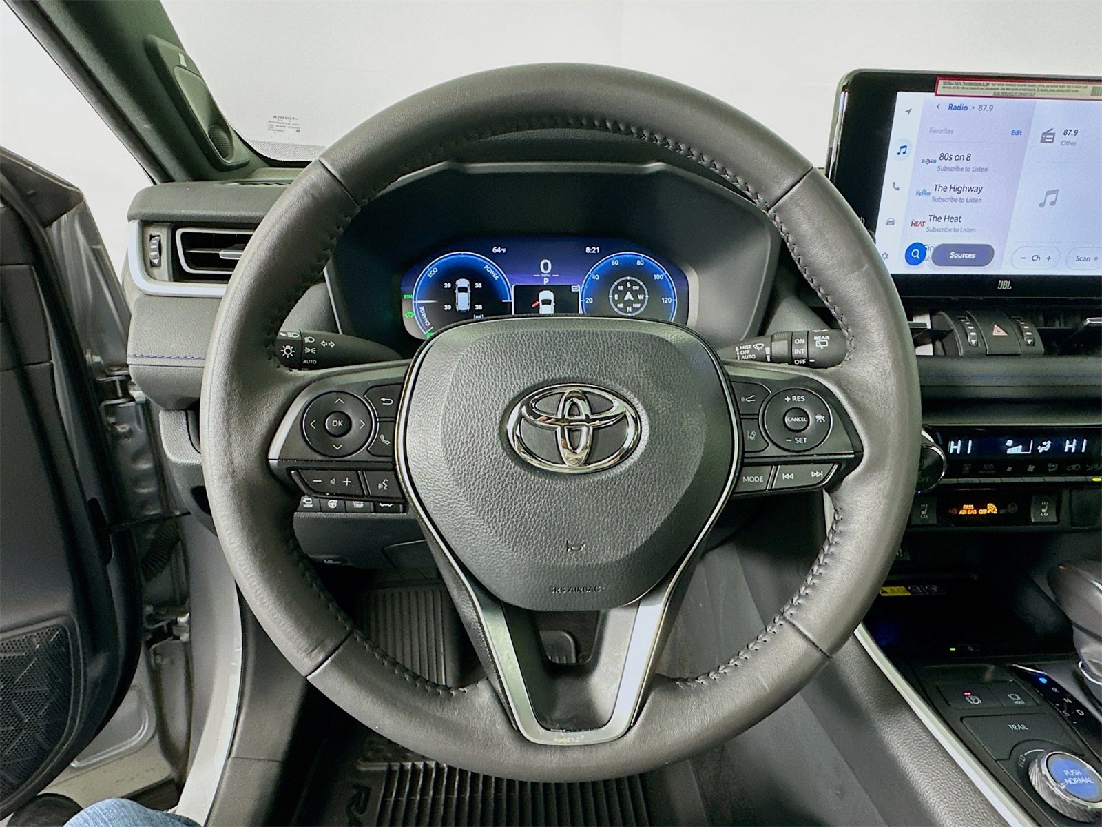 Used 2024 Toyota RAV4 XSE w/ Advanced Technology Package image 11