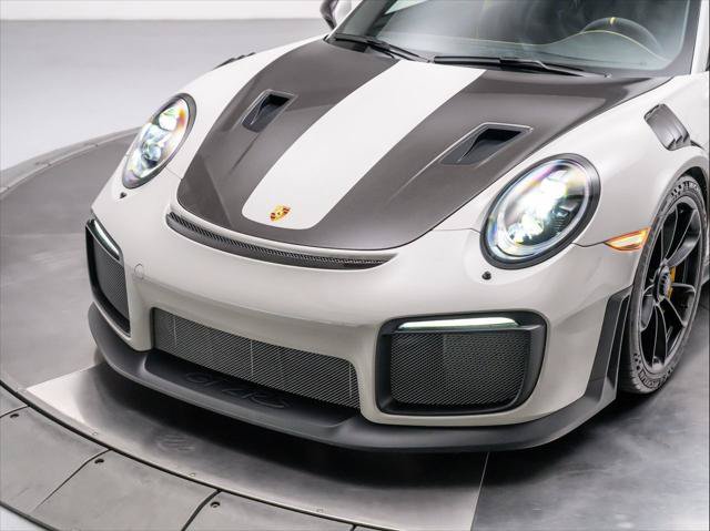 Used 2019 Porsche 911 GT2 RS RWD image 9