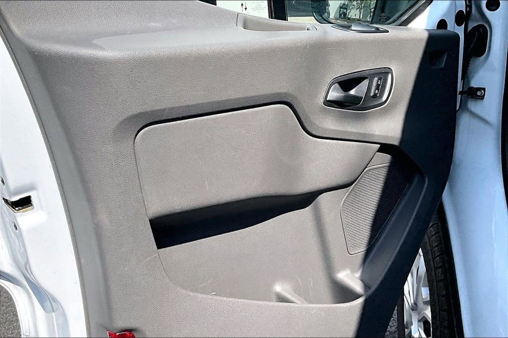 Used 2024 Ford Transit 350 XLT RWD image 19
