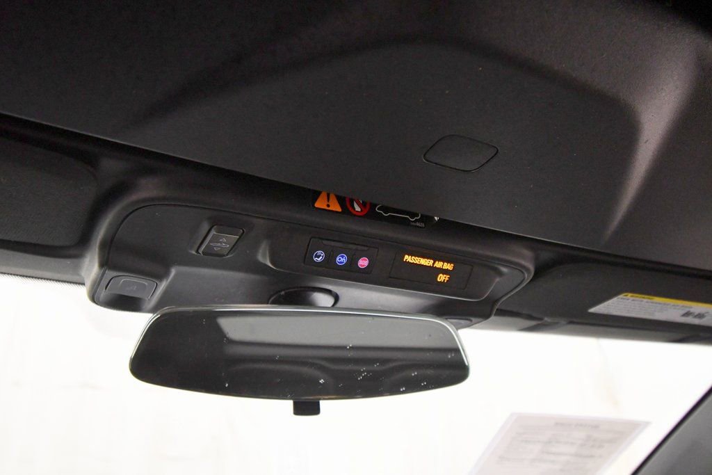 Used 2022 Chevrolet Camaro LT image 23