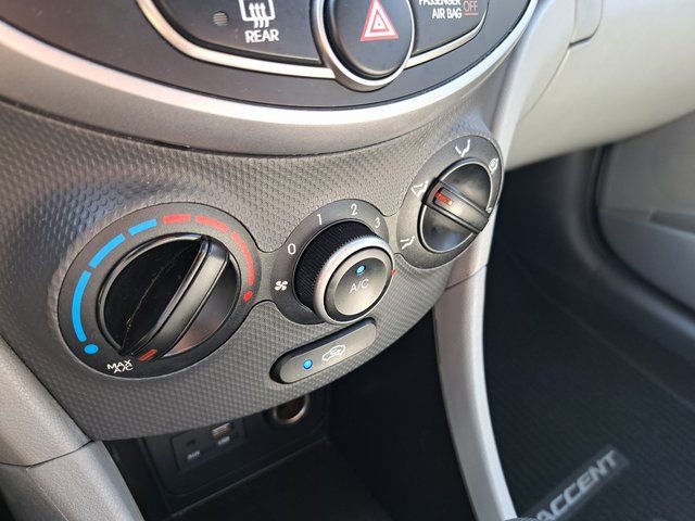 Used 2017 Hyundai Accent SE FWD image 15