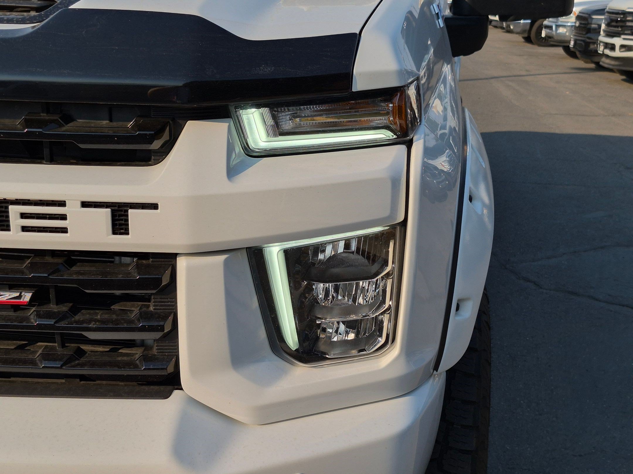 Used 2021 Chevrolet Silverado 2500 LTZ w/ LTZ Plus Package AWD/4WD image 12