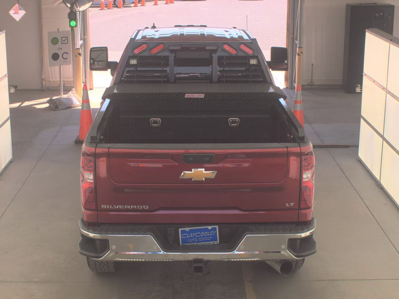 Used 2024 Chevrolet Silverado 2500 LT image 5