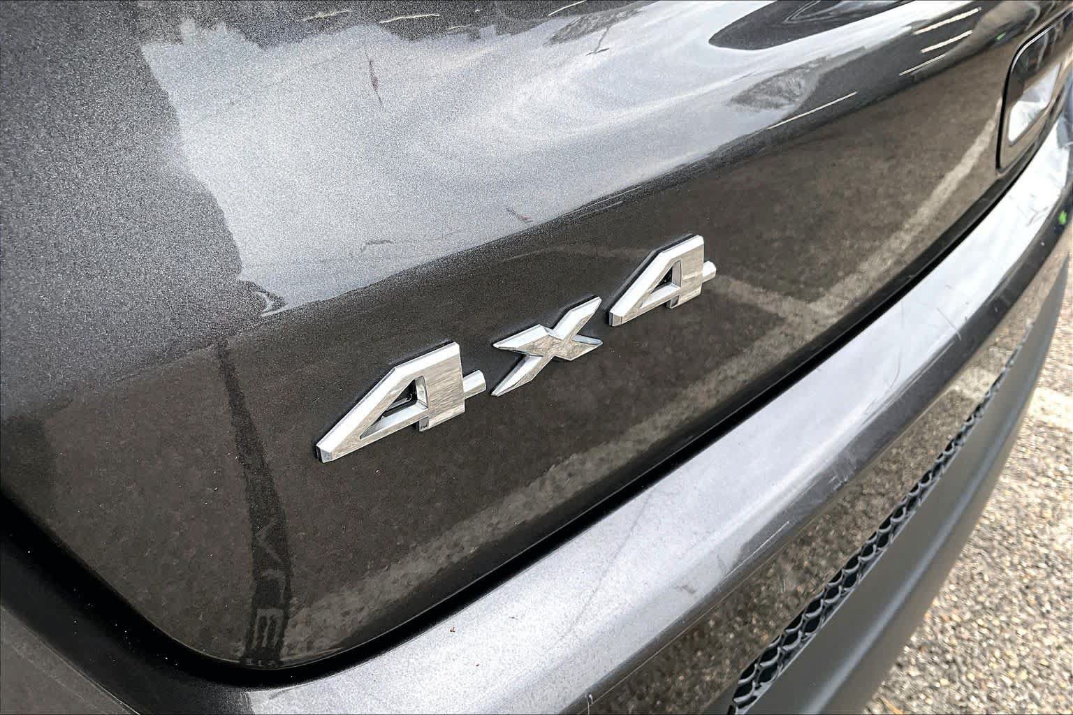 Used 2023 Jeep Compass Sport AWD/4WD image 9