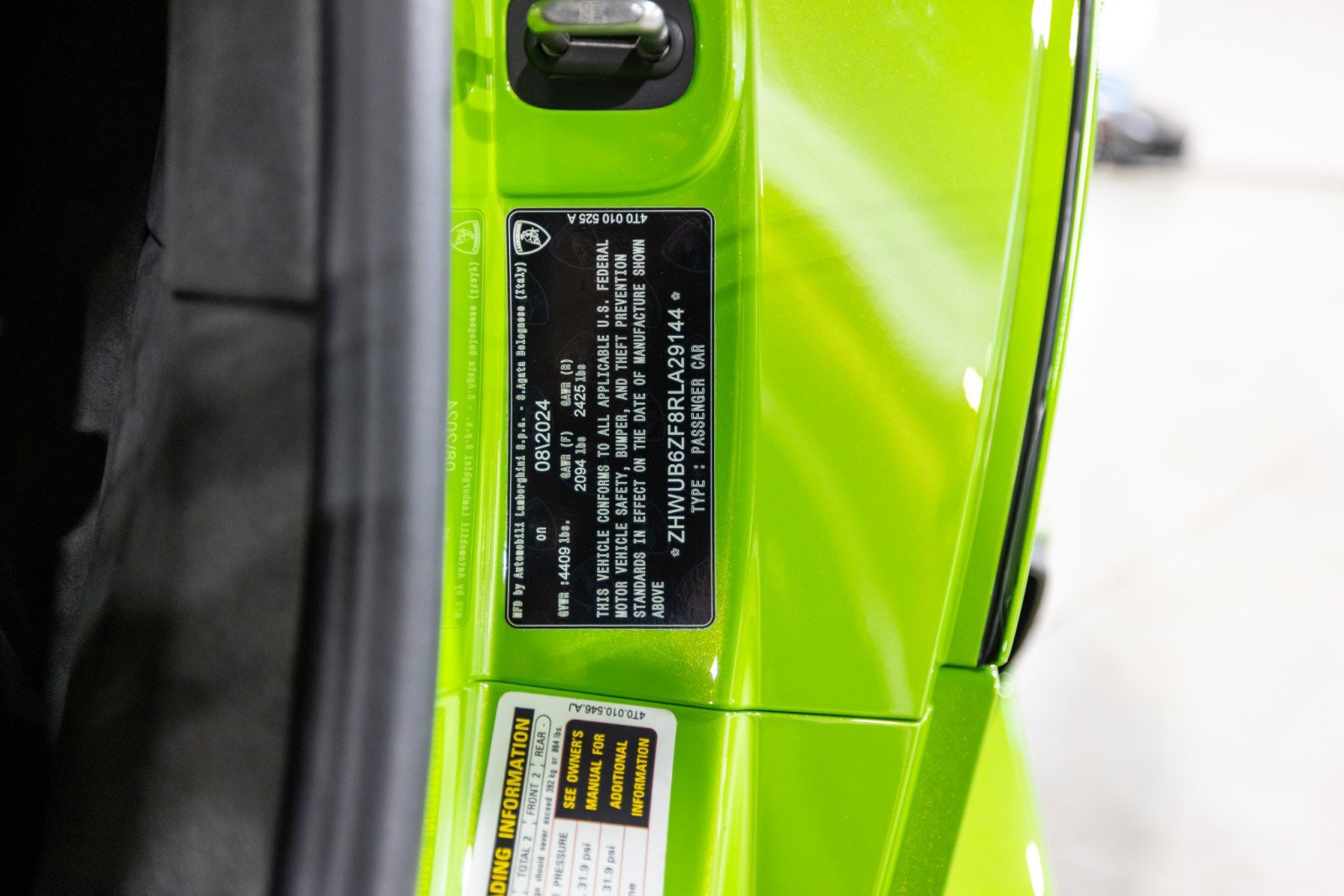 Used 2024 Lamborghini Huracan Tecnica image 49