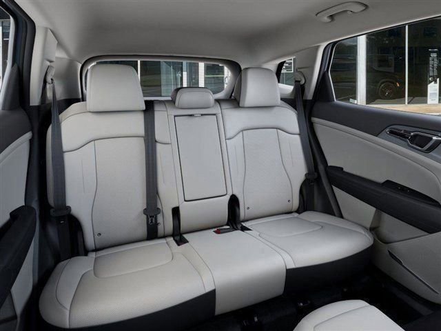 New 2026 Kia Sportage EX image 16