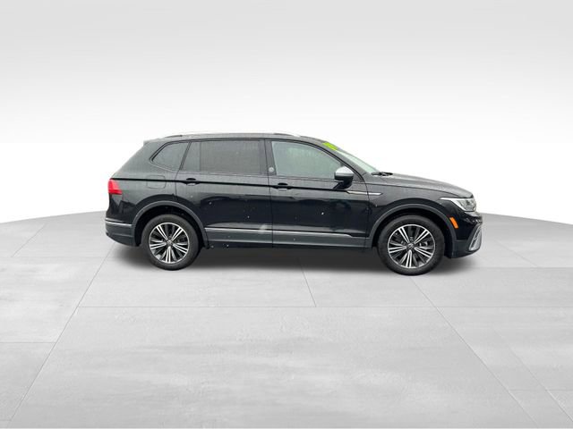 Used 2024 Volkswagen Tiguan Wolfsburg Edition image 4