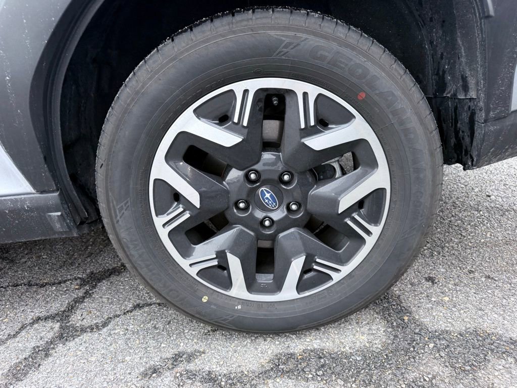 Certified 2025 Subaru Forester Premium image 21