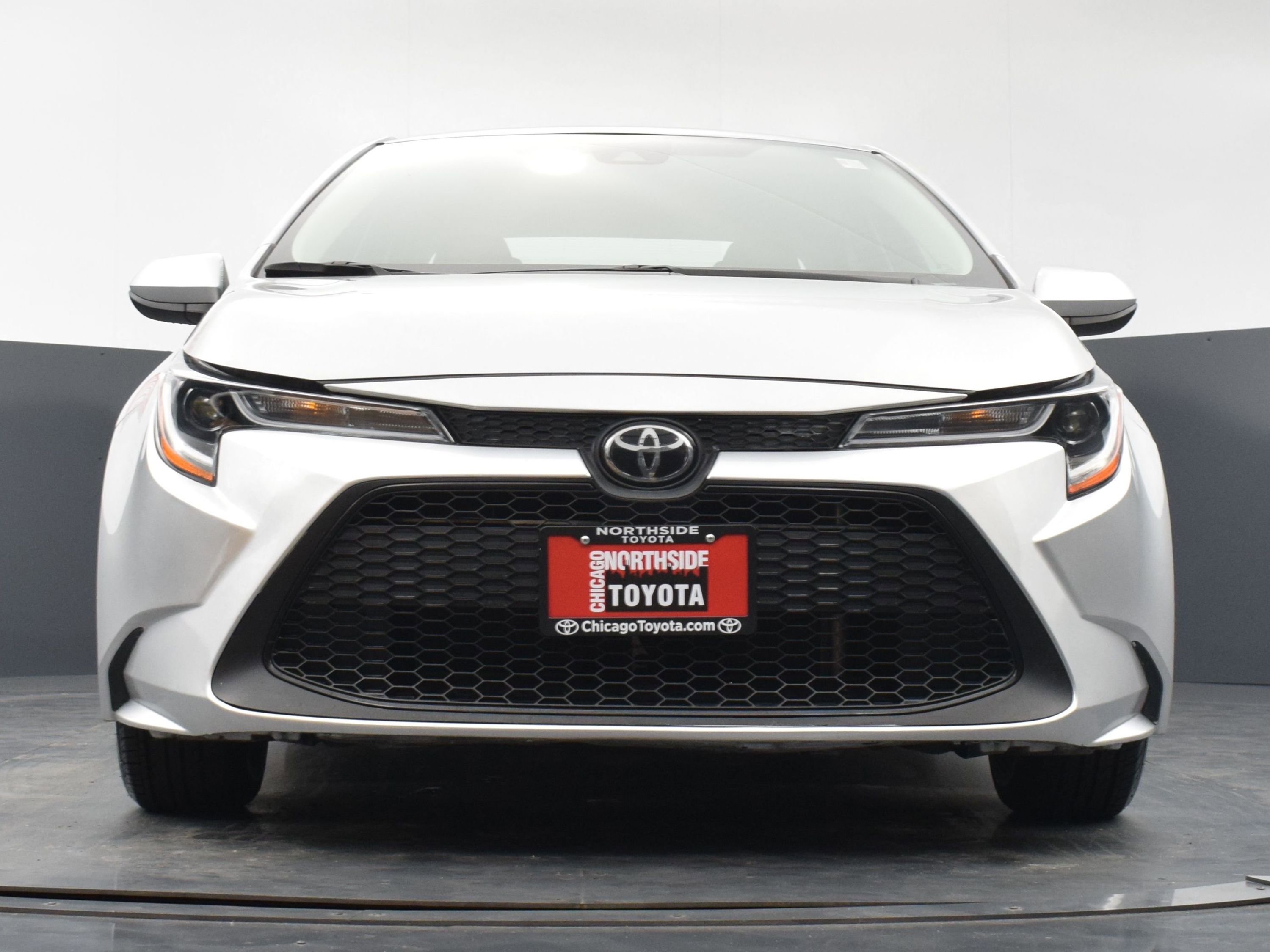 Used 2022 Toyota Corolla LE FWD image 29