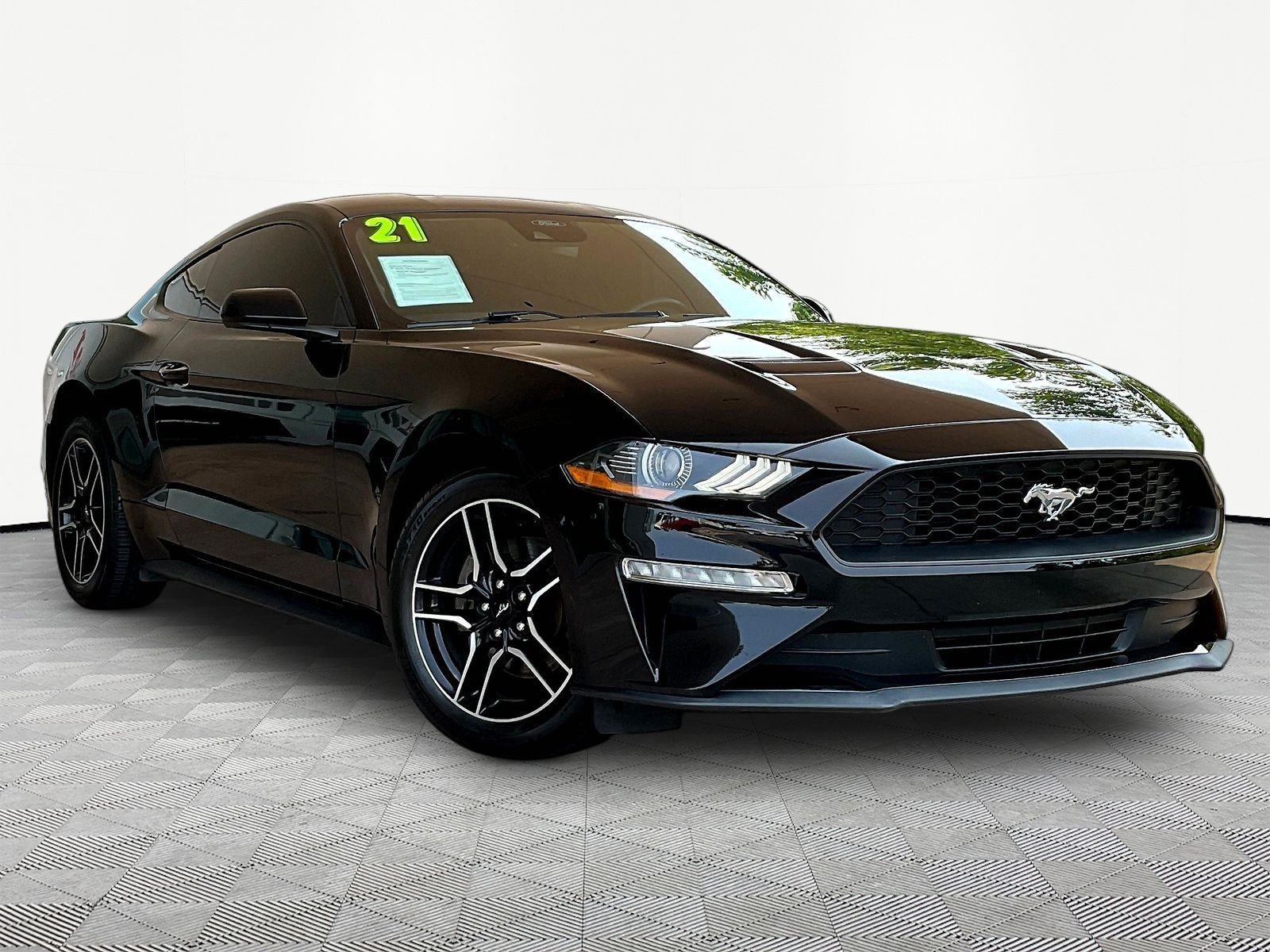 Used 2021 Ford Mustang Coupe w/ Equipment Group 101A RWD image 3