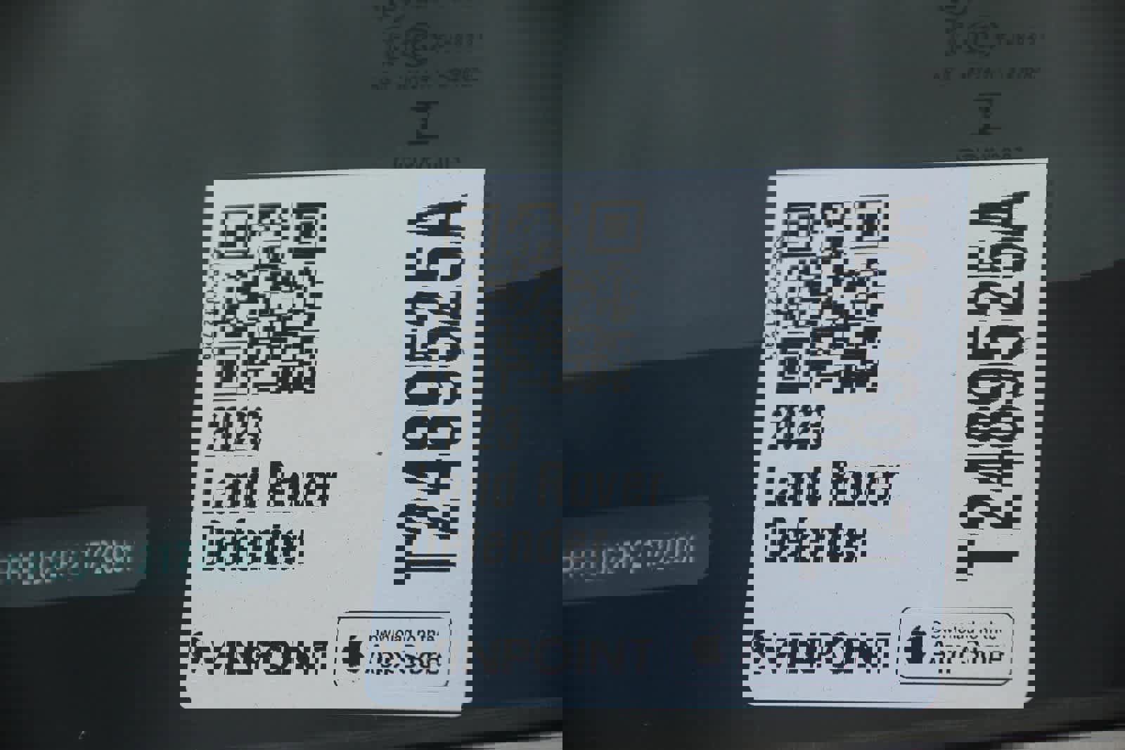 Used 2023 Land Rover Defender 130 SE image 25