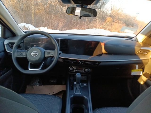 New 2026 Nissan Kicks SV w/ SV Premium Package image 31