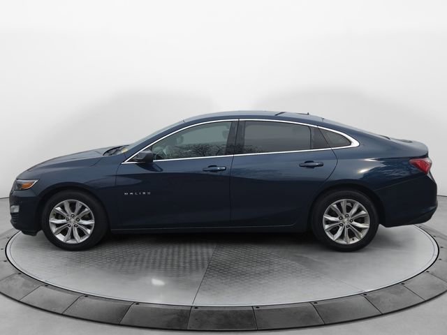 Used 2019 Chevrolet Malibu LT w/ Driver Confidence Package II image 2