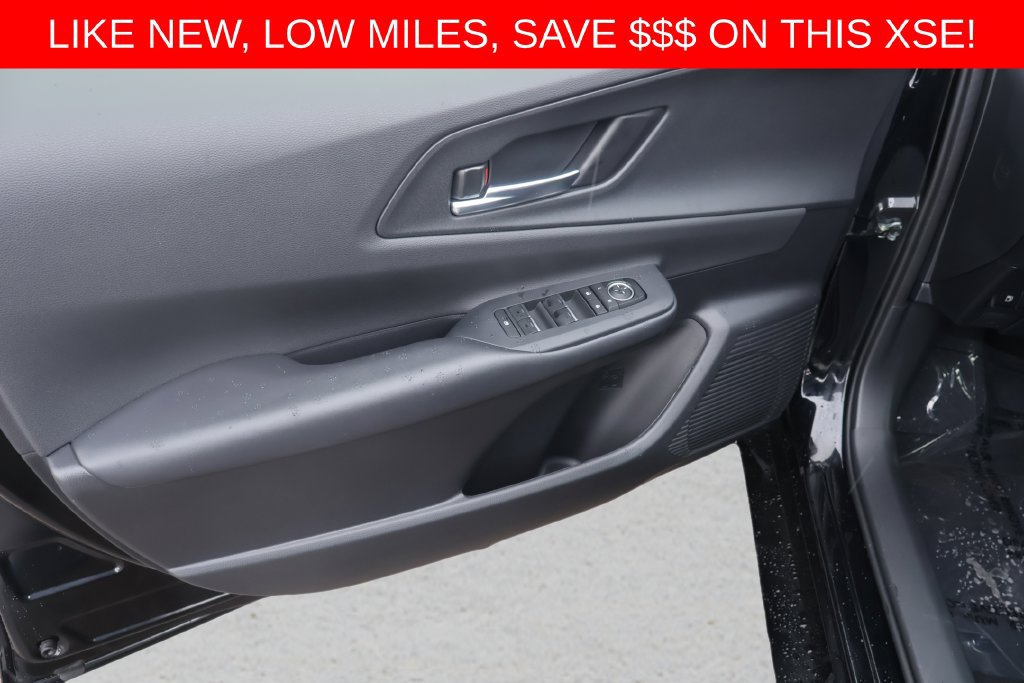 Used 2026 Toyota Prius Plug-In Hybrid FWD image 10