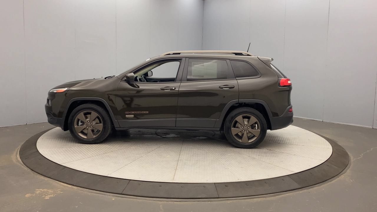 Used 2016 Jeep Cherokee 75th Anniversary AWD/4WD image 2