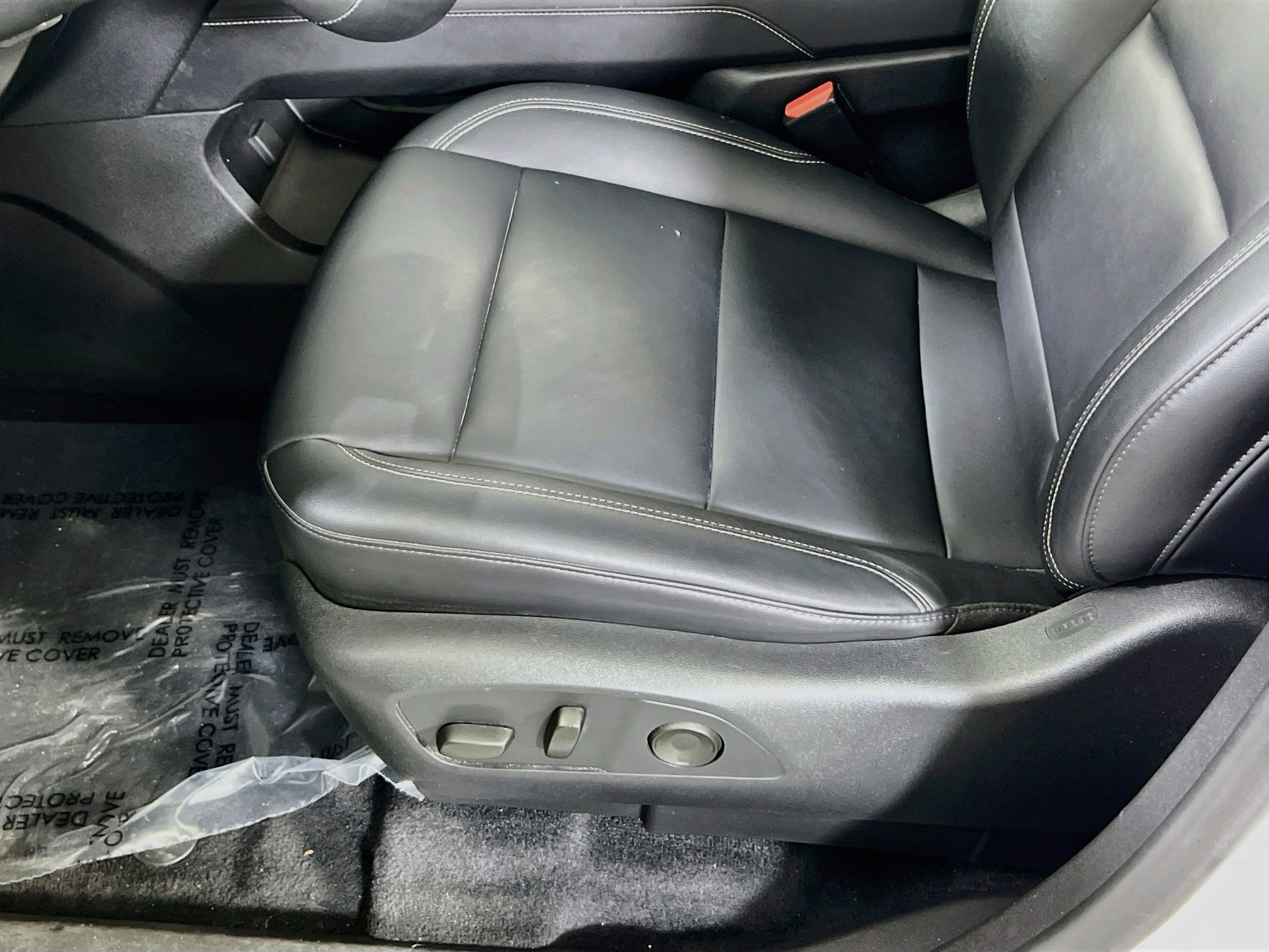 Used 2024 GMC Acadia Elevation w/ Black Edition AWD/4WD image 19