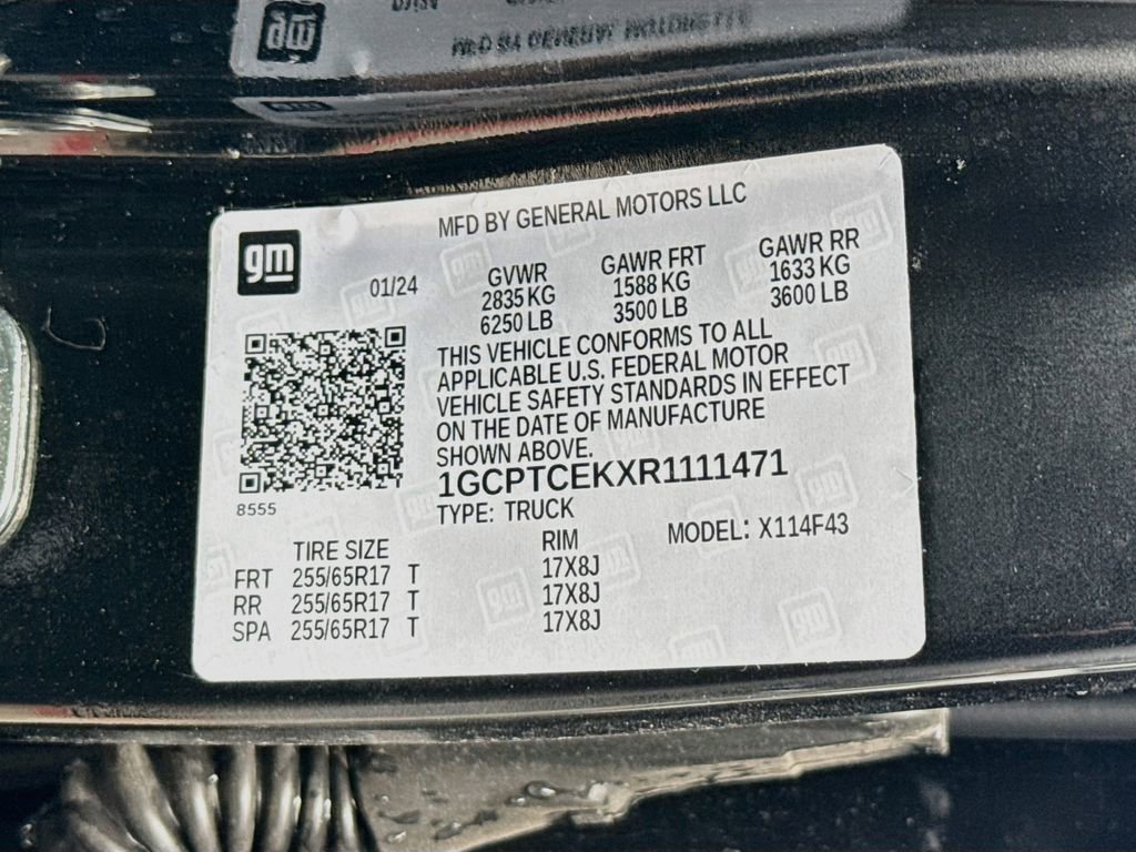 Used 2024 Chevrolet Colorado LT w/ LT Convenience Package II AWD/4WD image 32