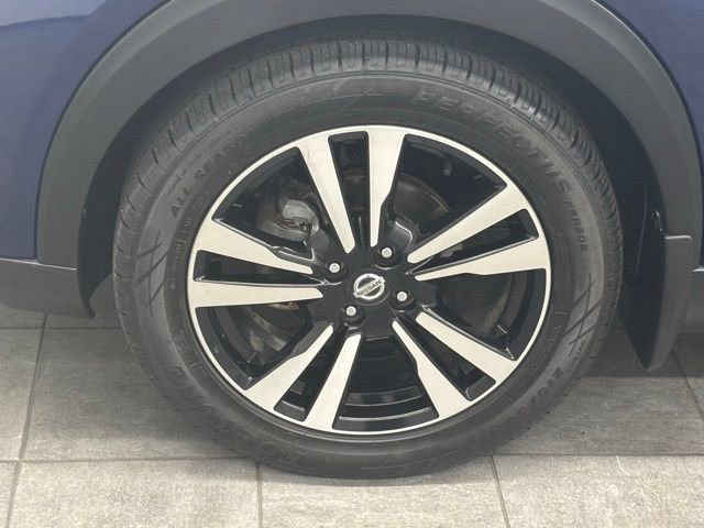 Used 2019 Nissan Kicks SV image 6