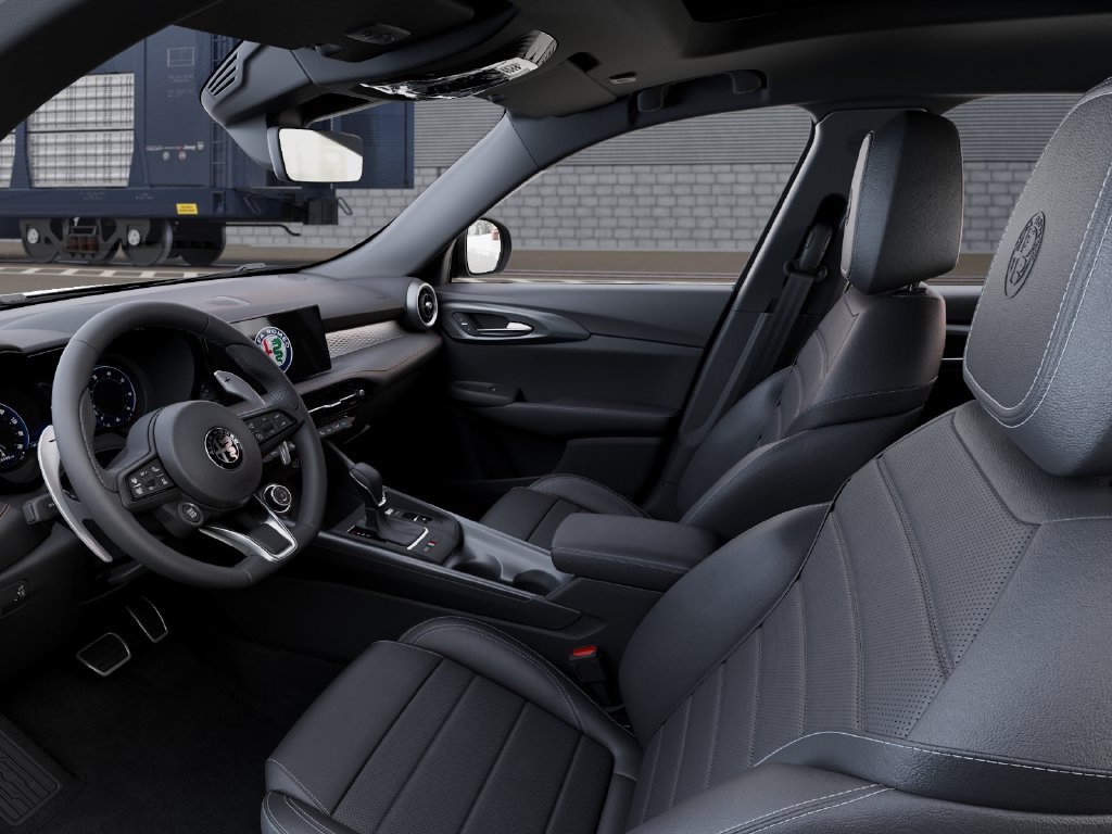 New 2025 Alfa Romeo Tonale w/ Premium Package AWD/4WD image 23