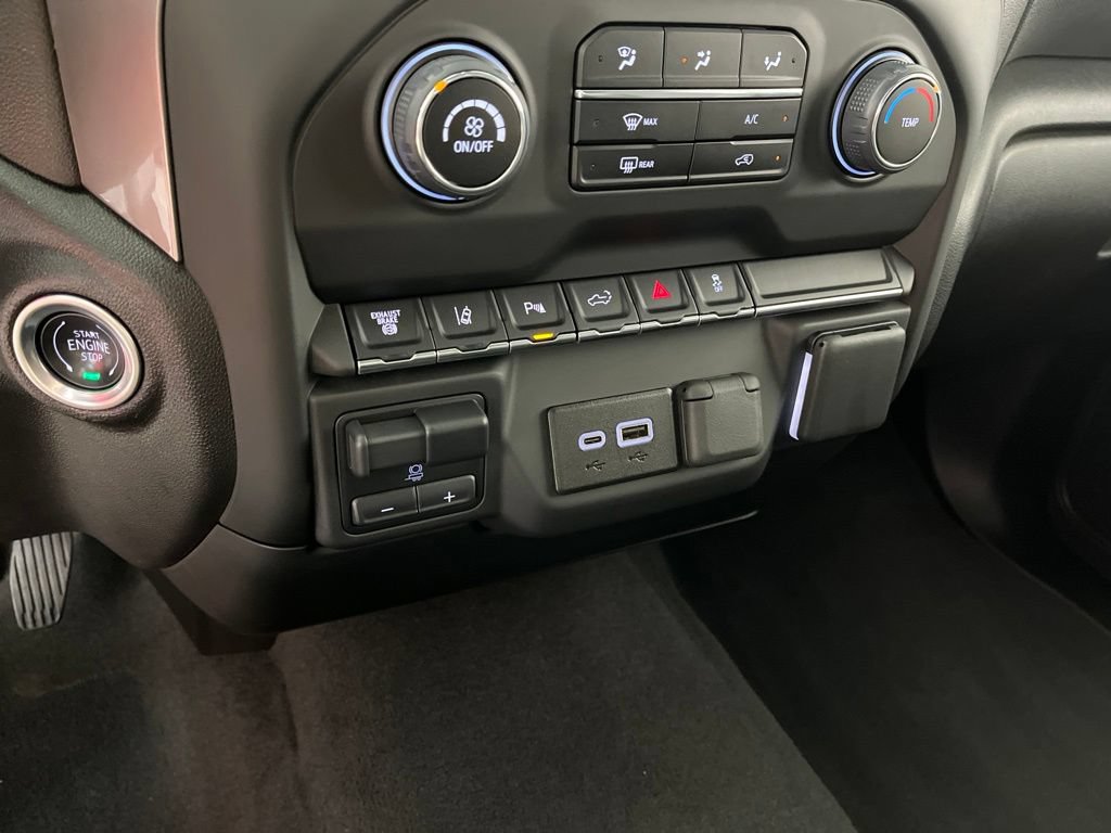 Certified 2024 Chevrolet Silverado 2500 Custom w/ Custom Value Package AWD/4WD image 34