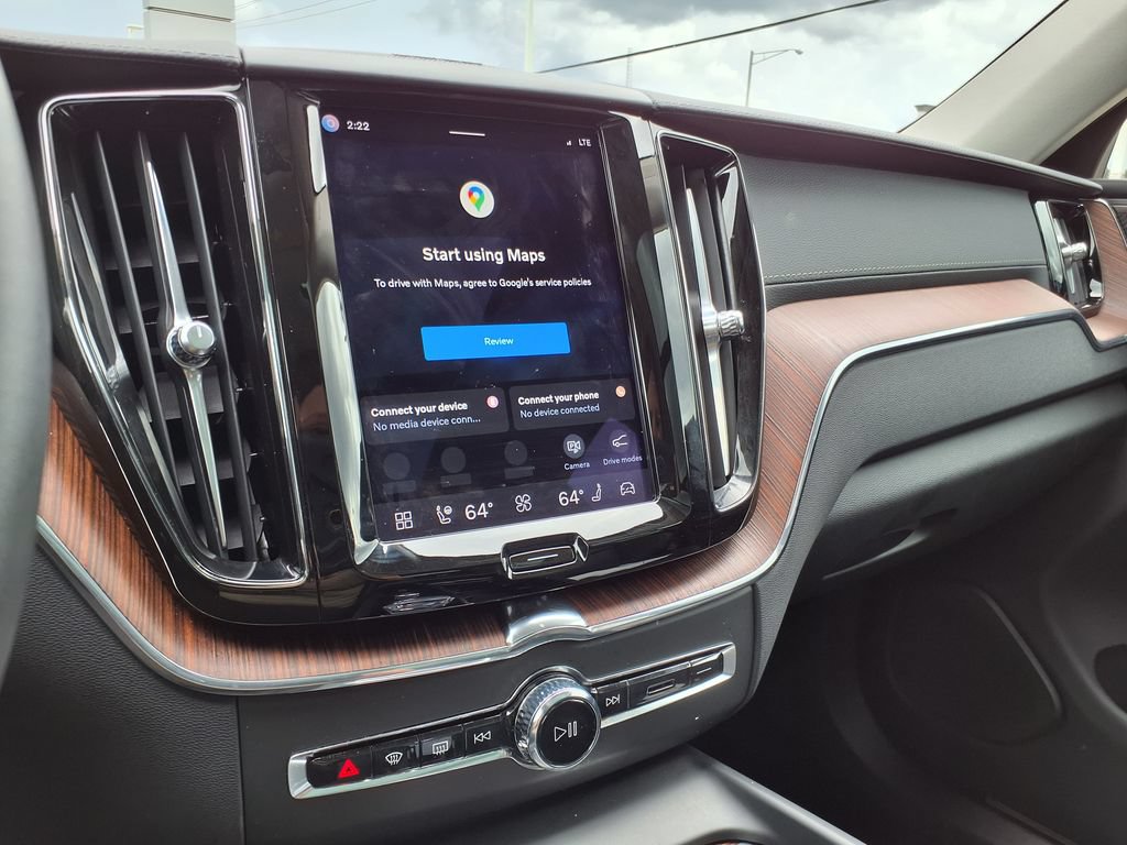 Certified 2023 Volvo XC60 B5 Ultimate w/ Protection Package Premier FWD image 29