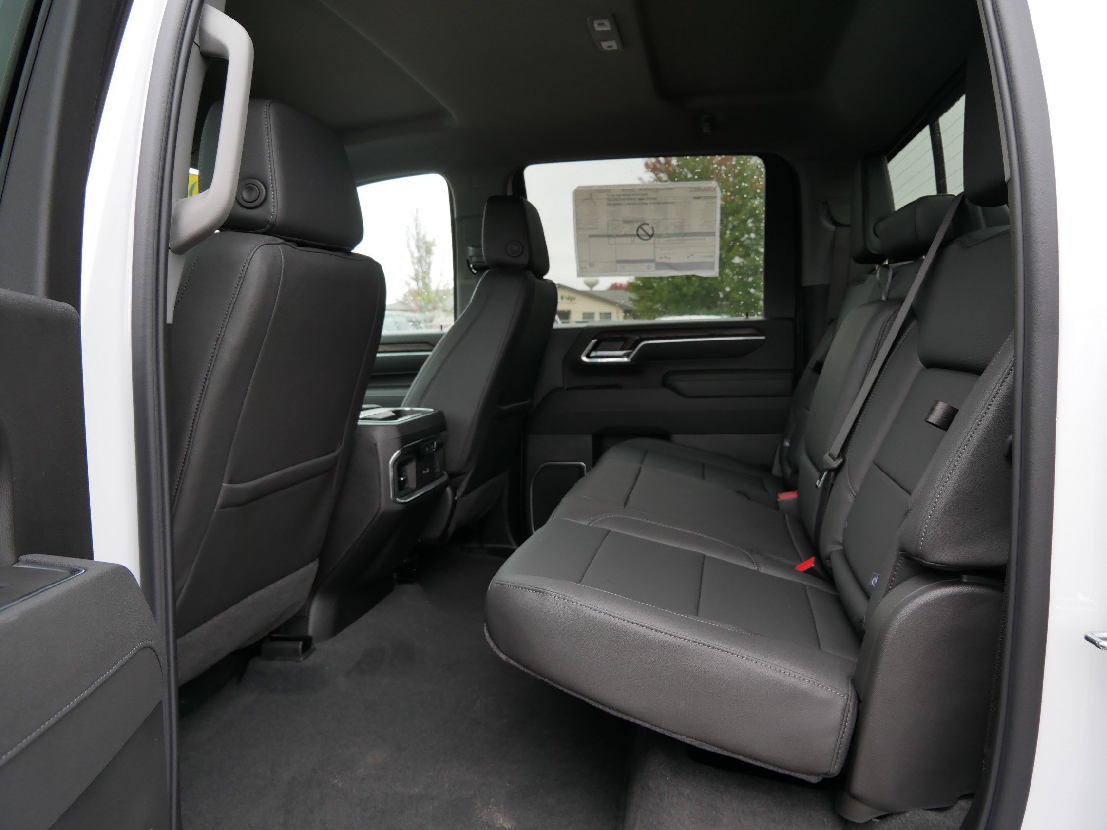 New 2026 GMC Sierra 2500 SLT w/ SLT Premium Package image 12