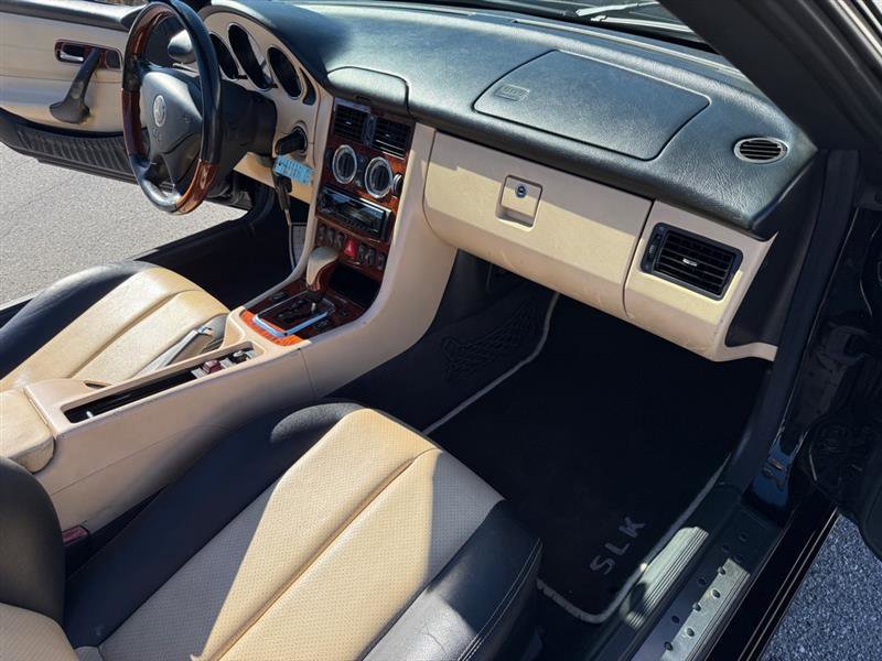 Used 2003 Mercedes-Benz SLK 320 image 12