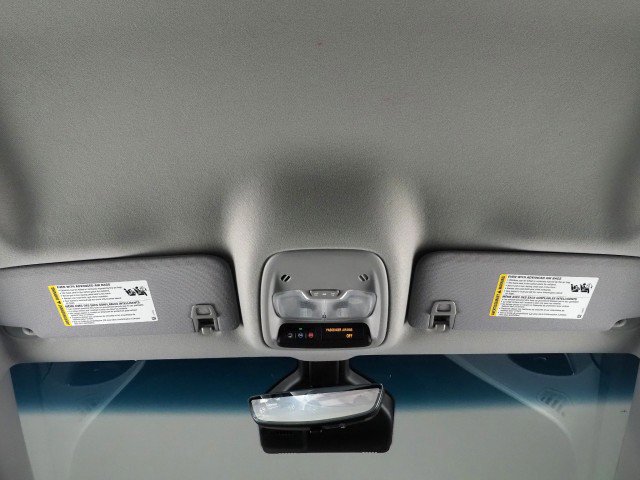 Used 2021 Chevrolet Bolt Premier w/ Infotainment Package FWD image 62