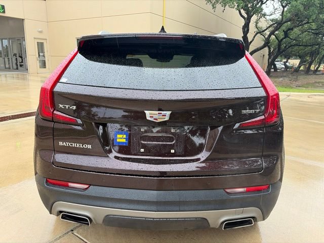 Used 2020 Cadillac XT4 Premium Luxury FWD image 3