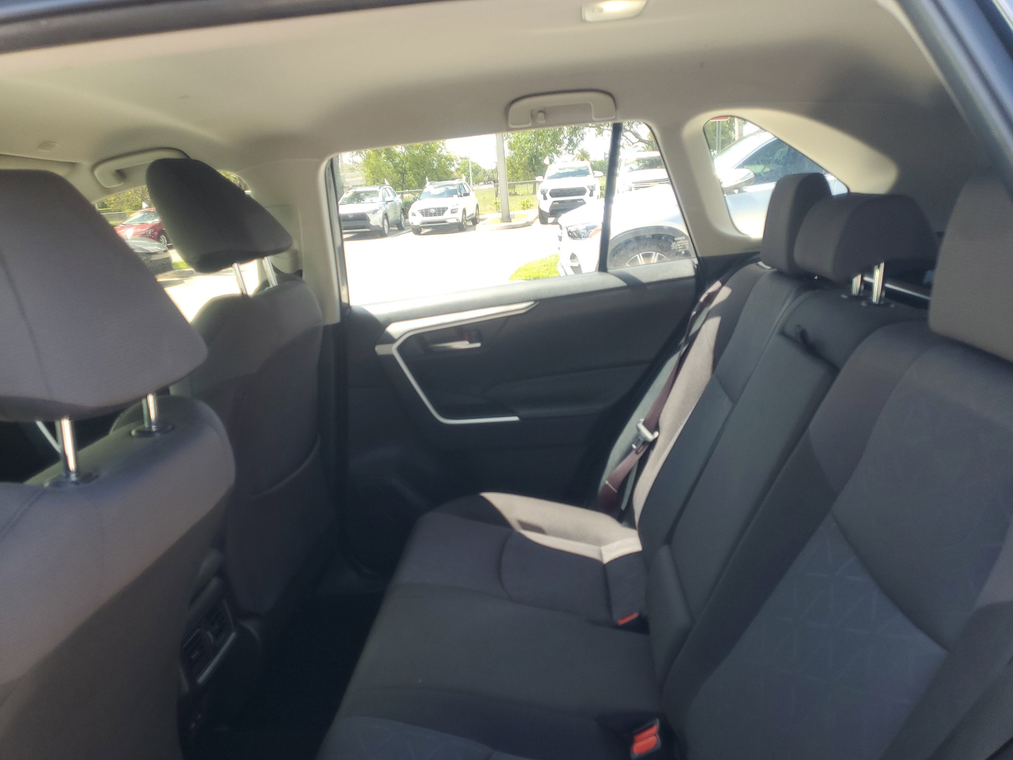 Certified 2025 Toyota RAV4 XLE AWD/4WD image 11