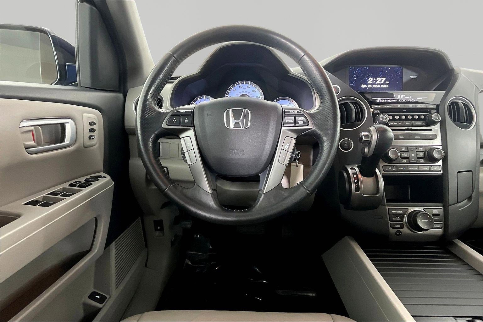 Used 2014 Honda Pilot Touring image 8