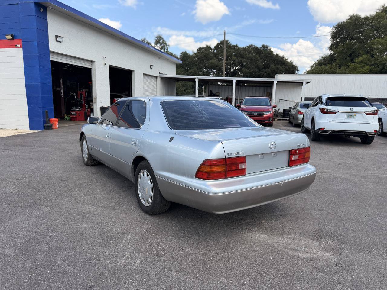 Used 1996 Lexus LS 400 RWD image 2